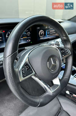Седан Mercedes-Benz E-Class 2016 в 