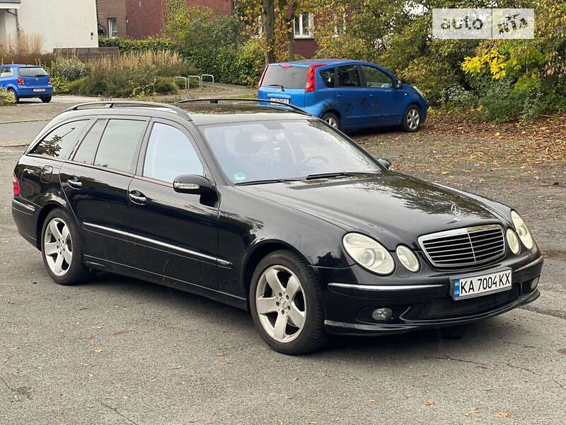 Универсал Mercedes-Benz E-Class 2004 в Киеве