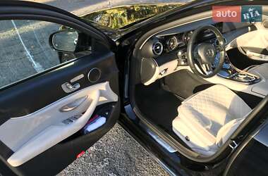Седан Mercedes-Benz E-Class 2016 в 