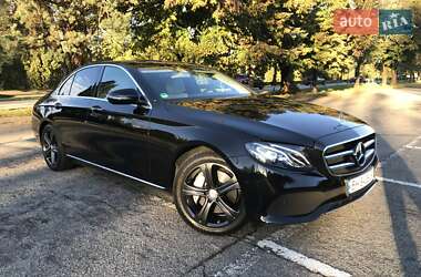 Седан Mercedes-Benz E-Class 2016 в 