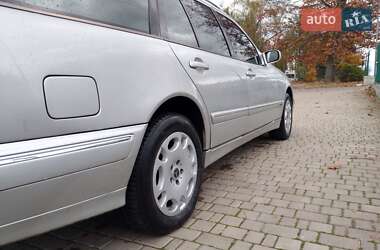 Універсал Mercedes-Benz E-Class 1999 в Долині