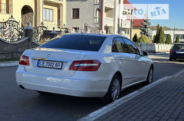 Седан Mercedes-Benz E-Class 2010 в Чернівцях