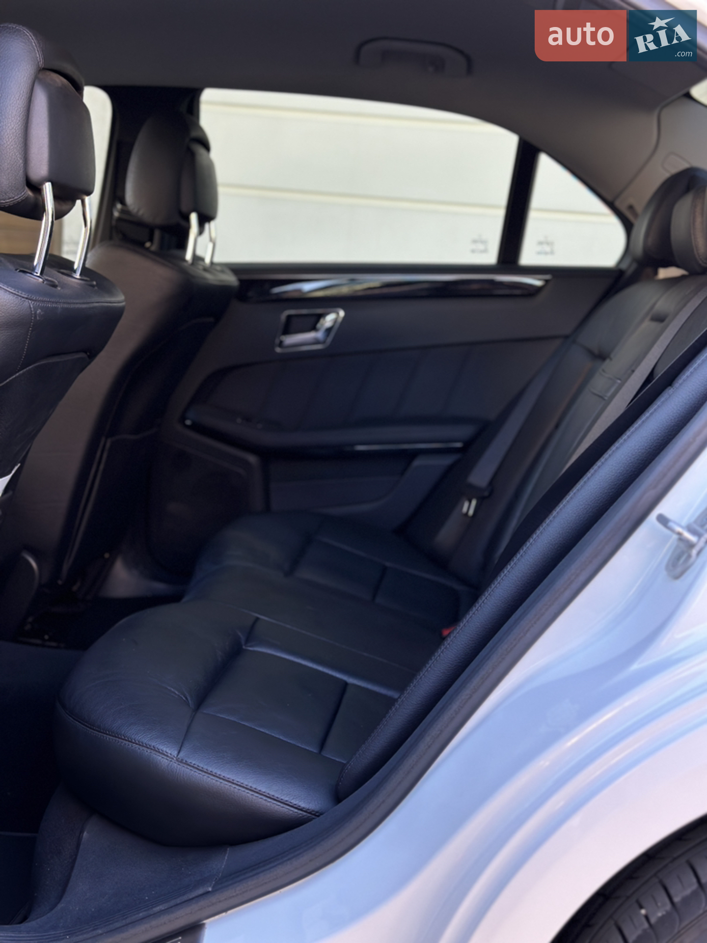 2010 Mercedes-Benz E-klasse - мініатюра 39