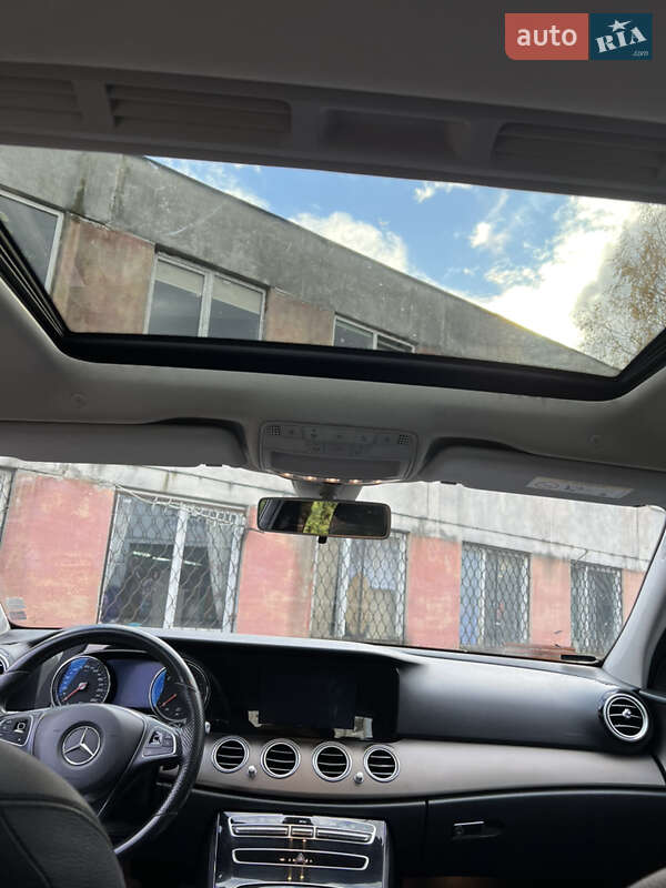 Универсал Mercedes-Benz E-Class 2016 в Львове