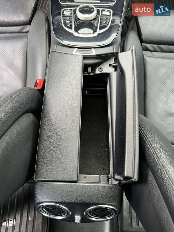 Универсал Mercedes-Benz E-Class 2016 в Львове