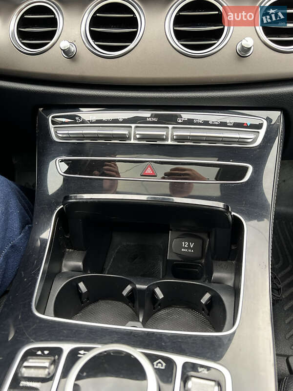 Универсал Mercedes-Benz E-Class 2016 в Львове