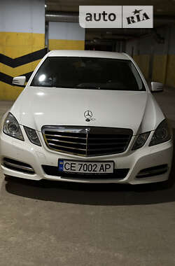 Седан Mercedes-Benz E-Class 2010 в Черновцах