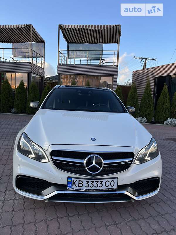 Седан Mercedes-Benz E-Class 2014 в Виннице