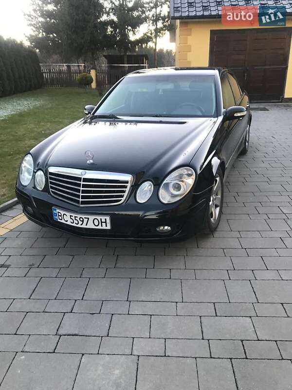 Седан Mercedes-Benz E-Class 2002 в Самборе фото 3 Седан Mercedes-Benz E-Class 2002 в Самборе