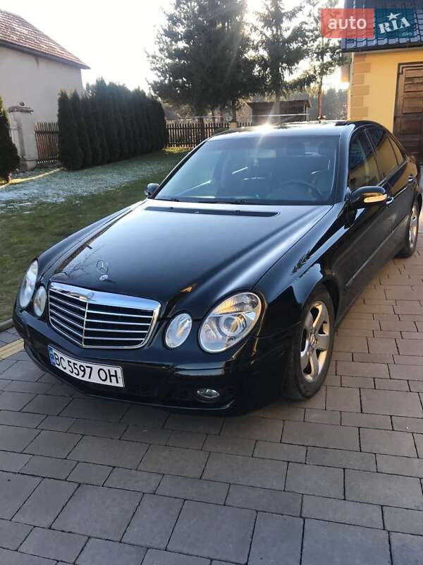 Седан Mercedes-Benz E-Class 2002 в Самборе фото 11 Седан Mercedes-Benz E-Class 2002 в Самборе