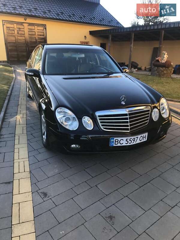 Седан Mercedes-Benz E-Class 2002 в Самборе фото 14 Седан Mercedes-Benz E-Class 2002 в Самборе