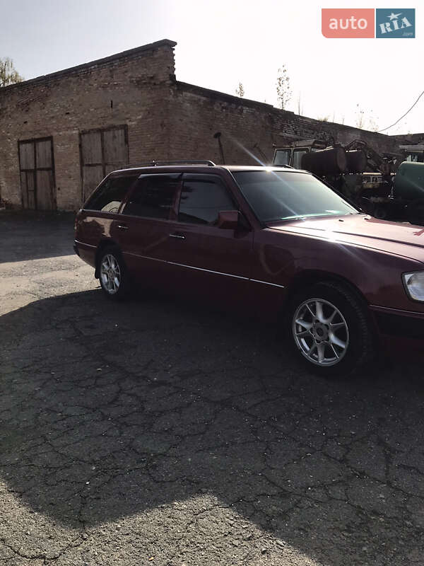 Універсал Mercedes-Benz E-Class 1995 в Смілі