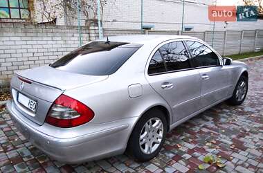 Седан Mercedes-Benz E-Class 2003 в 