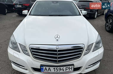 Седан Mercedes-Benz E-Class 2012 в Киеве