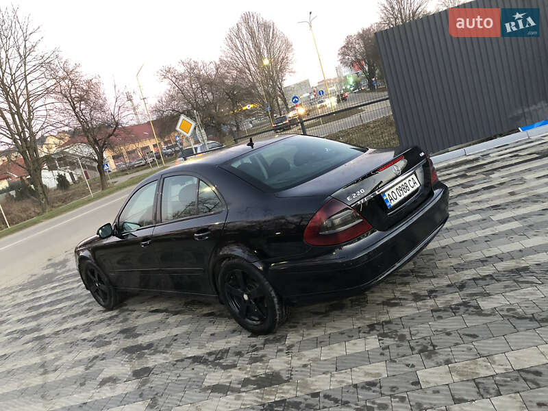 Седан Mercedes-Benz E-Class 2008 в Ужгороде