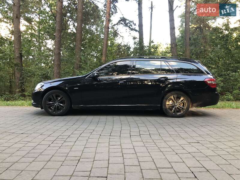 Универсал Mercedes-Benz E-Class 2010 в Львове фото 4 Универсал Mercedes-Benz E-Class 2010 в Львове