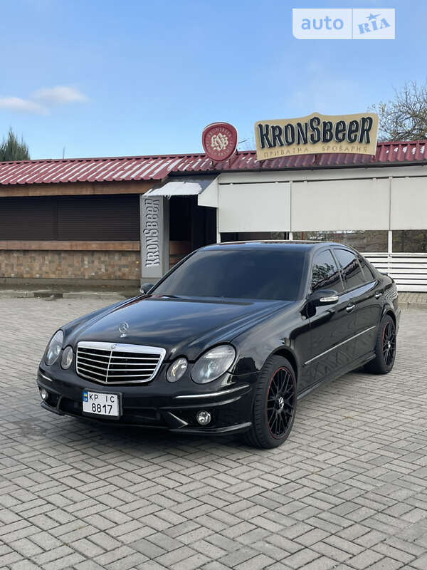 Седан Mercedes-Benz E-Class 2005 в 