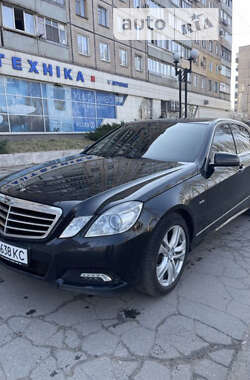 Седан Mercedes-Benz E-Class 2009 в Кривому Розі