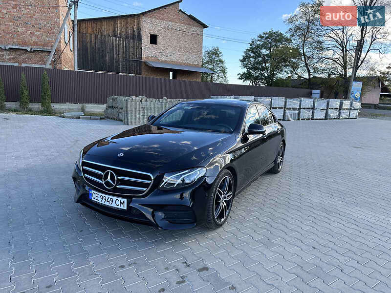Седан Mercedes-Benz E-Class 2018 в Чернівцях