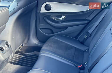 Седан Mercedes-Benz E-Class 2018 в Черновцах