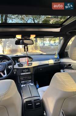 Седан Mercedes-Benz E-Class 2013 в 