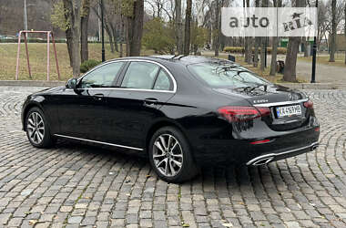 Седан Mercedes-Benz E-Class 2021 в 