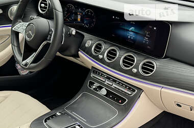 Седан Mercedes-Benz E-Class 2021 в 