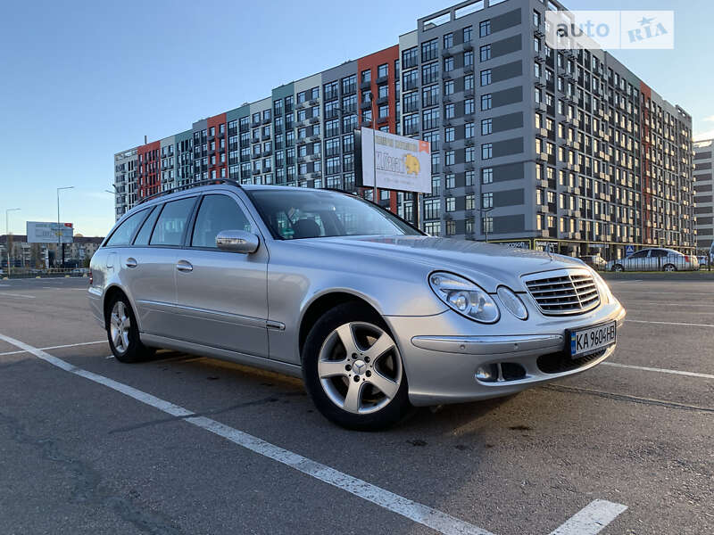 Mercedes-Benz E-Class 2005