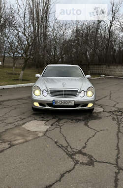 Седан Mercedes-Benz E-Class 2003 в Южноукраинске