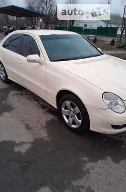 Седан Mercedes-Benz E-Class 2006 в Тростянце