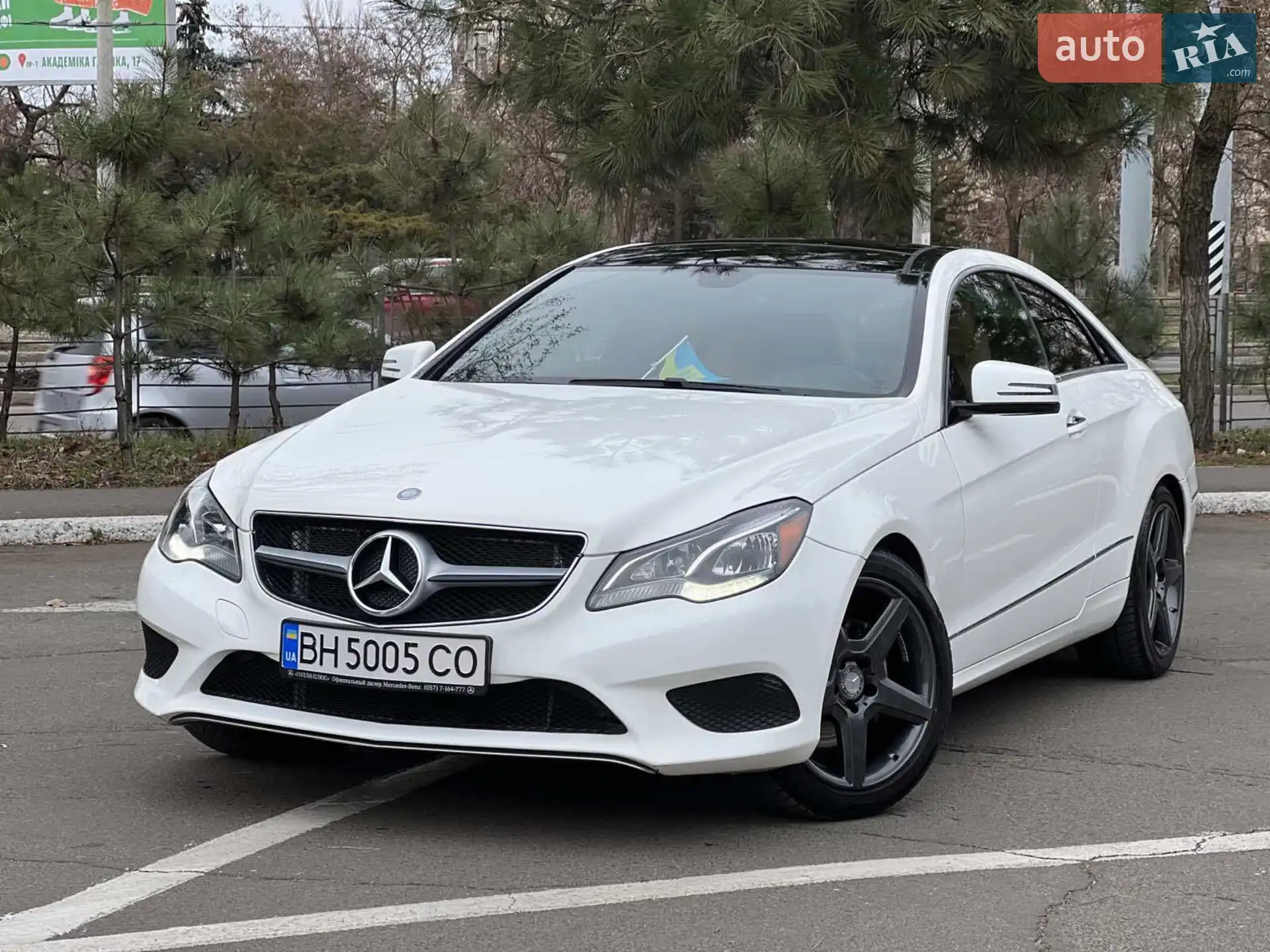 2016 Mercedes-Benz E-klasse - фото 1