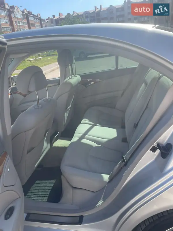 Mercedes-Benz E-Class 2004