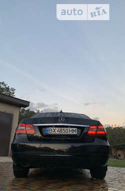 Седан Mercedes-Benz E-Class 2012 в 