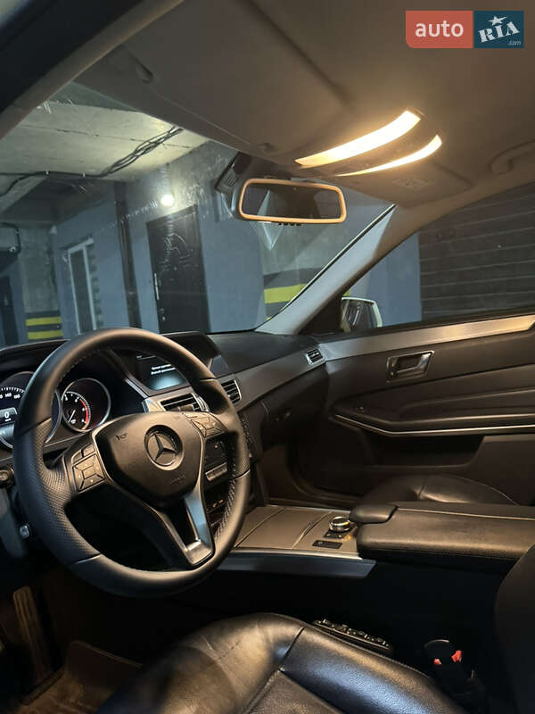 Седан Mercedes-Benz E-Class 2016 в Івано-Франківську