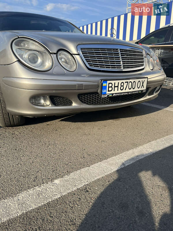 Седан Mercedes-Benz E-Class 2002 в Одессе