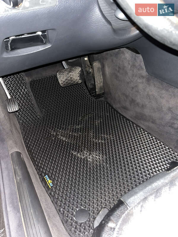 Седан Mercedes-Benz E-Class 2002 в Одессе