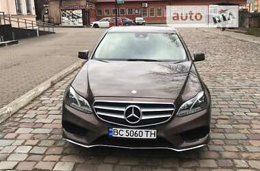 Седан Mercedes-Benz E-Class 2013 в Львове