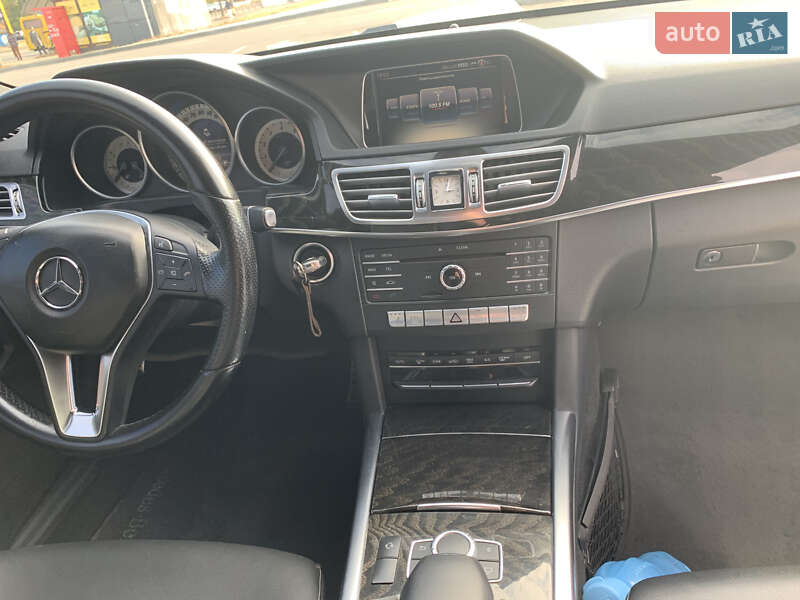 Седан Mercedes-Benz E-Class 2015 в Києві
