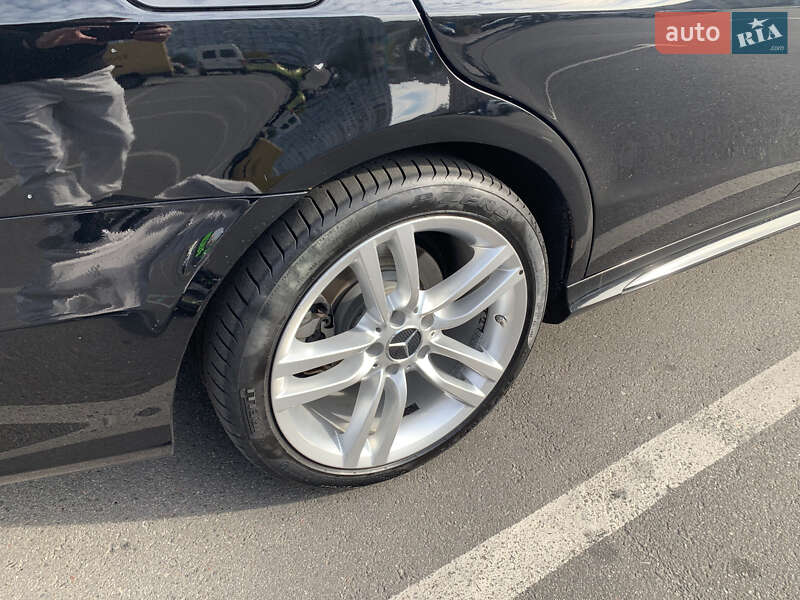 Седан Mercedes-Benz E-Class 2015 в Києві