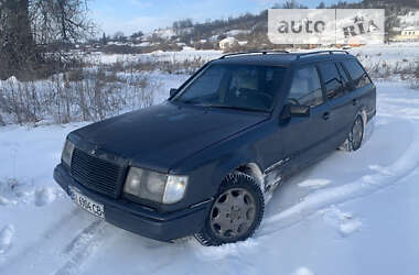 Универсал Mercedes-Benz E-Class 1988 в Гадяче