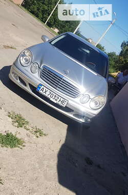 Седан Mercedes-Benz E-Class 2004 в Харькове