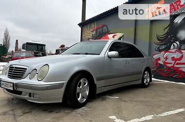 Седан Mercedes-Benz E-Class 2001 в Радомышле