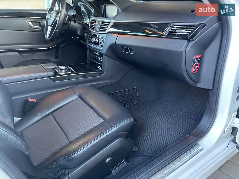 Универсал Mercedes-Benz E-Class 2012 в Умани