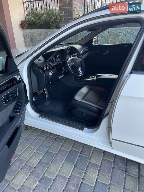 Универсал Mercedes-Benz E-Class 2012 в Умани