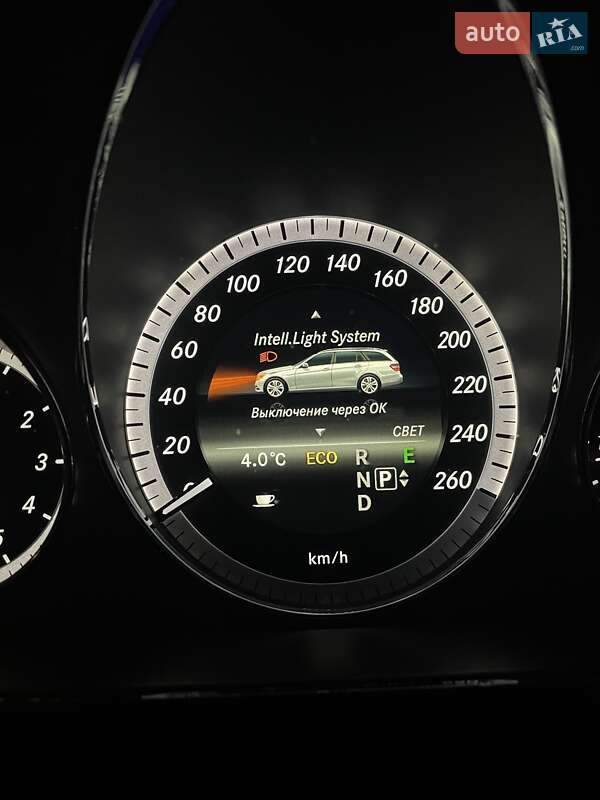 Универсал Mercedes-Benz E-Class 2012 в Умани