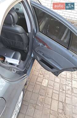 Седан Mercedes-Benz E-Class 2006 в Вольногорске