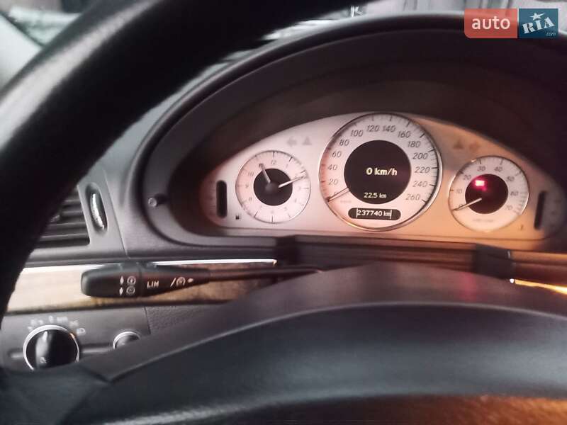 Универсал Mercedes-Benz E-Class 2004 в Лугинах