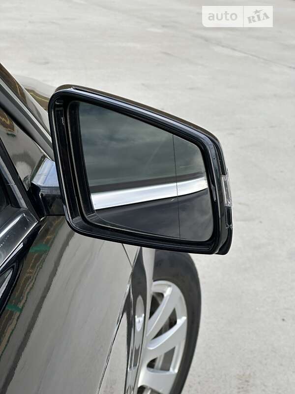 Седан Mercedes-Benz E-Class 2012 в Одесі