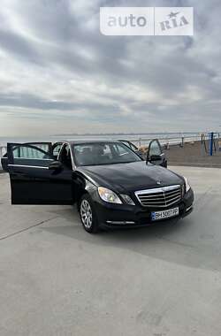 Седан Mercedes-Benz E-Class 2012 в Одесі