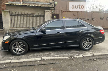 Седан Mercedes-Benz E-Class 2011 в Києві